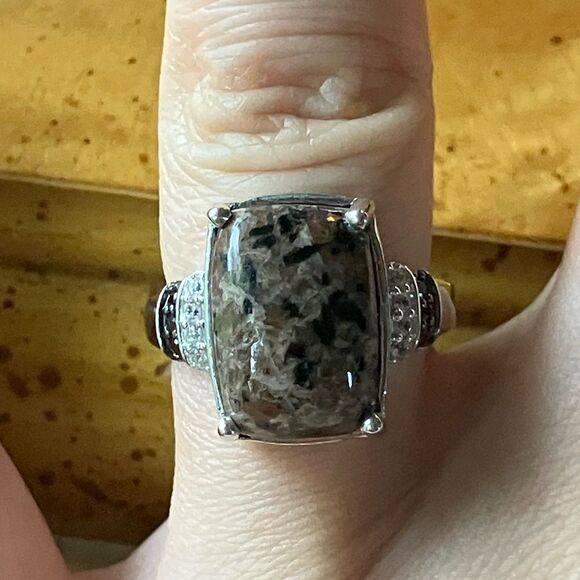 Natural Yooperlite Red Garnet Sterling Silver Ring Size 6 - Picture 1 of 9